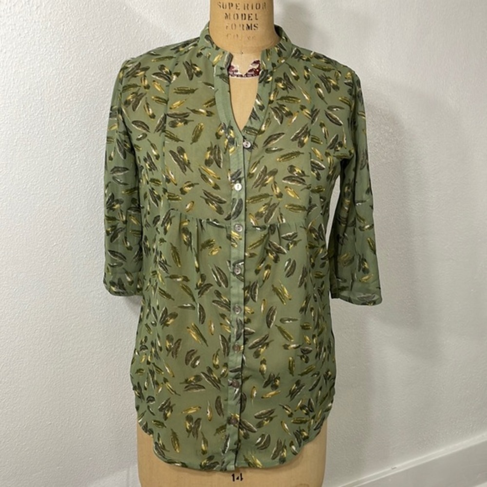 Zink London sheer dark green blouse with feather motif, 3/4 adjustable sleeves